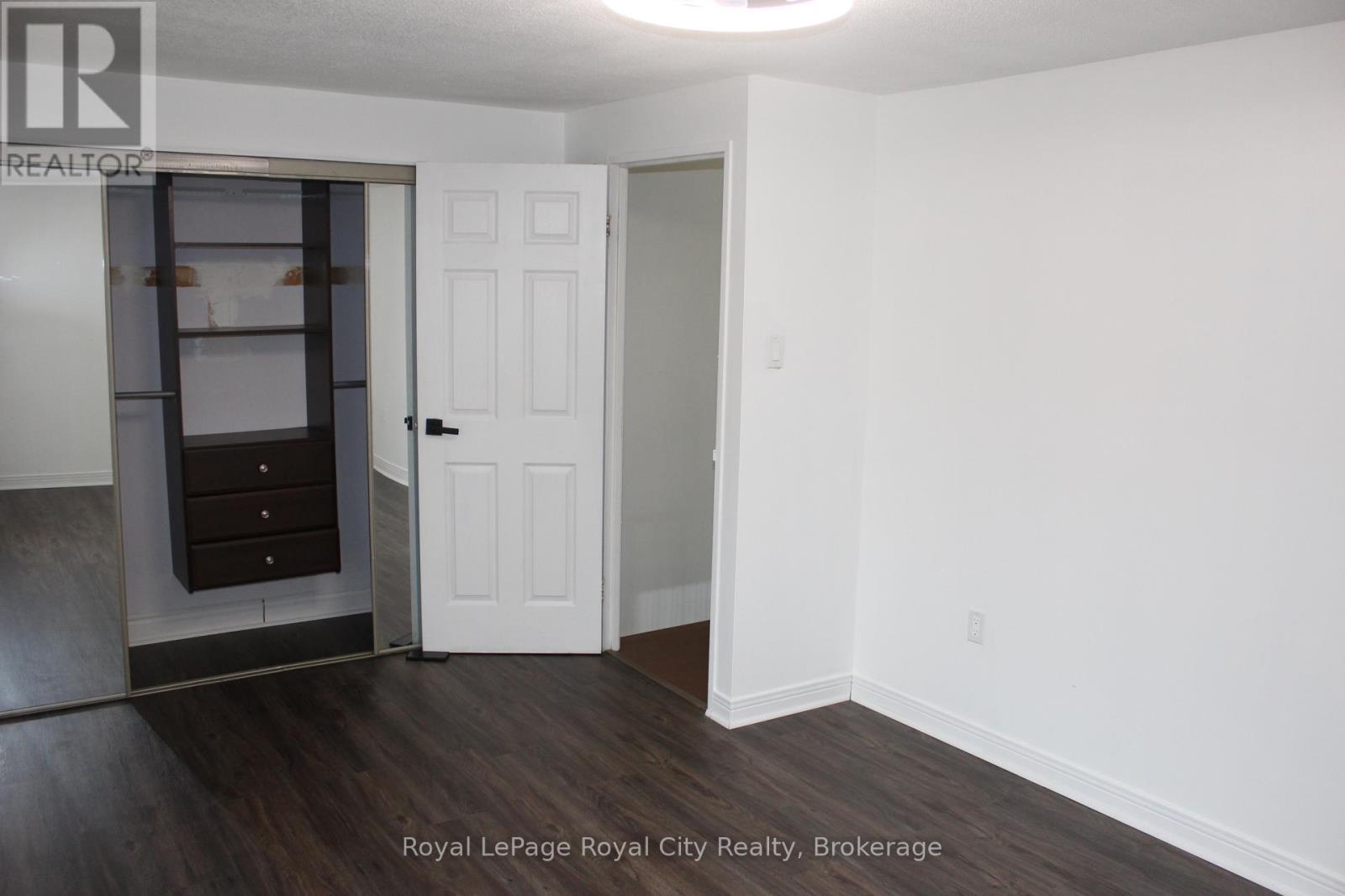 Primary Bedroom - 137 Jansen Avenue, Kitchener, ON - Indoor Photo Showing Other Room