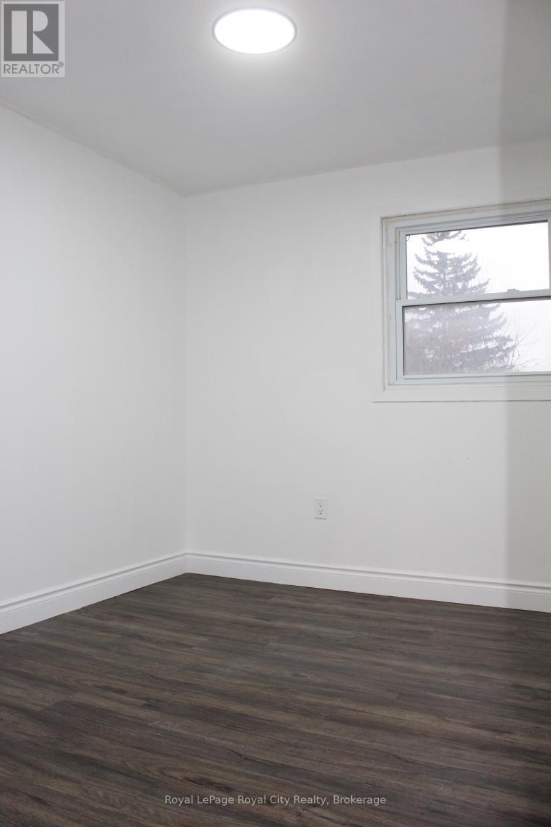 Third Bedroom - 137 Jansen Avenue, Kitchener, ON - Indoor Photo Showing Other Room