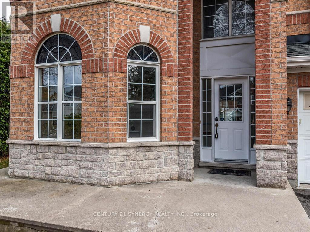 34 Eliza Crescent very welcoming front porch. - 34 Eliza Crescent, Ottawa, ON - Outdoor With Exterior