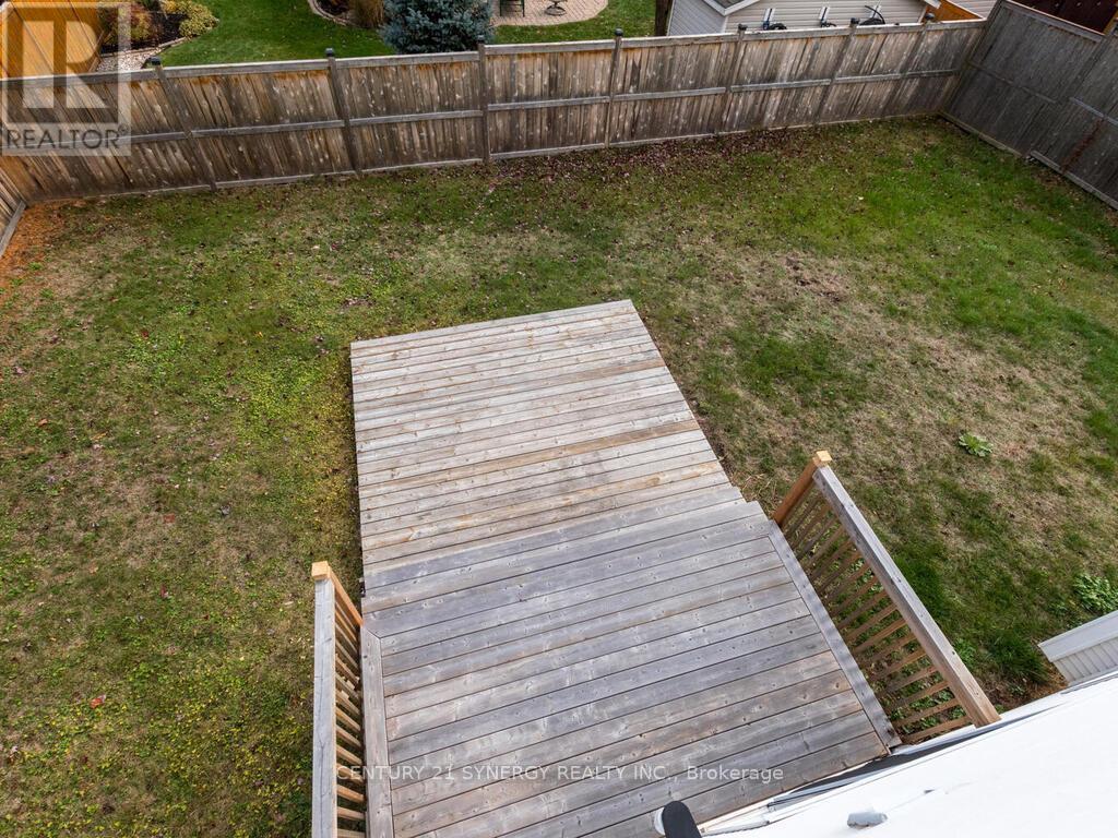 34 Eliza Crescent, Ottawa, ON -