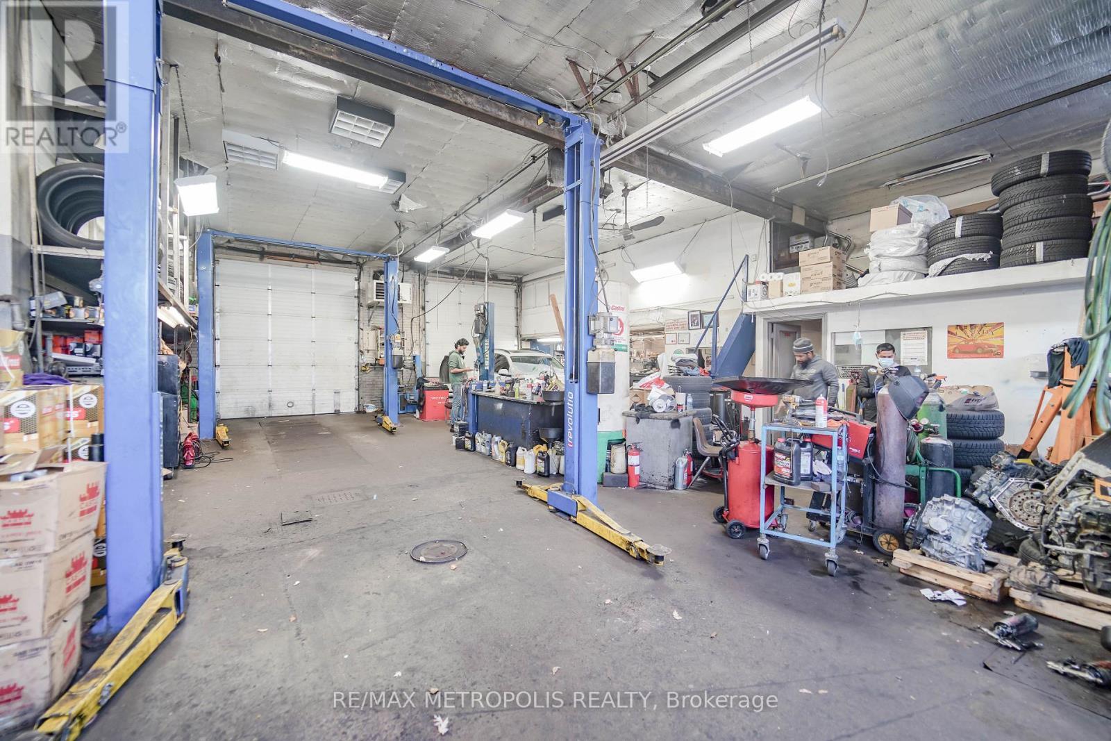 2789 & 2793 Danforth Avenue, Toronto, ON