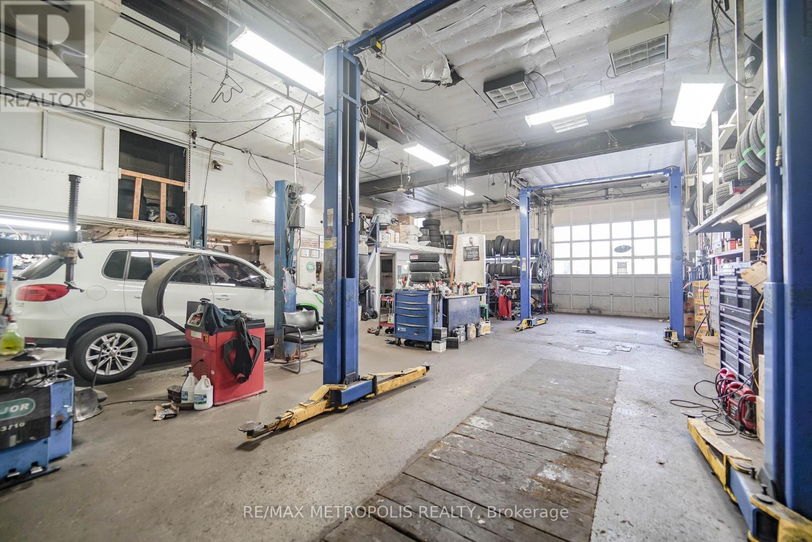 2789 & 2793 Danforth Avenue, Toronto, ON