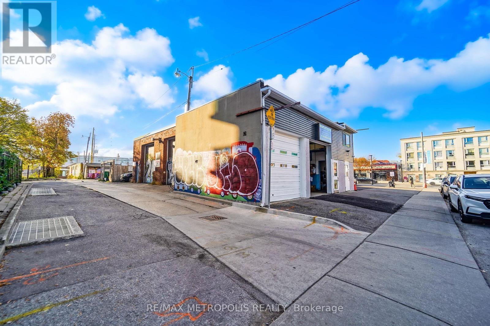 2789 & 2793 Danforth Avenue, Toronto, ON