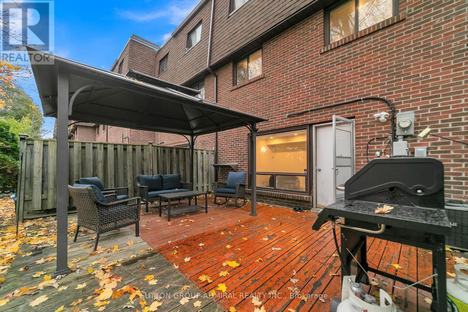 40 Stately Way, Markham, ON - Outdoor With Exterior