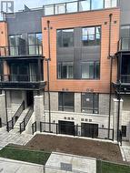 14 - 113 MARYDALE AVENUE Markham, ON L3S 3J8