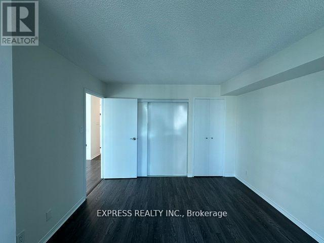 2011 - 10 Queens Quay W, Toronto, ON - Indoor Photo Showing Other Room