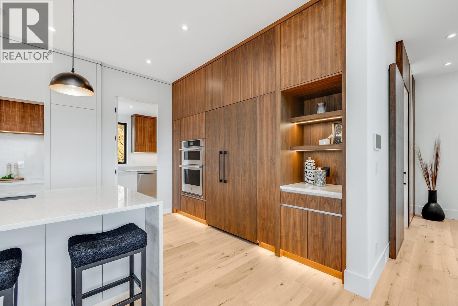 1122 Pearcy Court, Kelowna, BC - Indoor Photo Showing Other Room