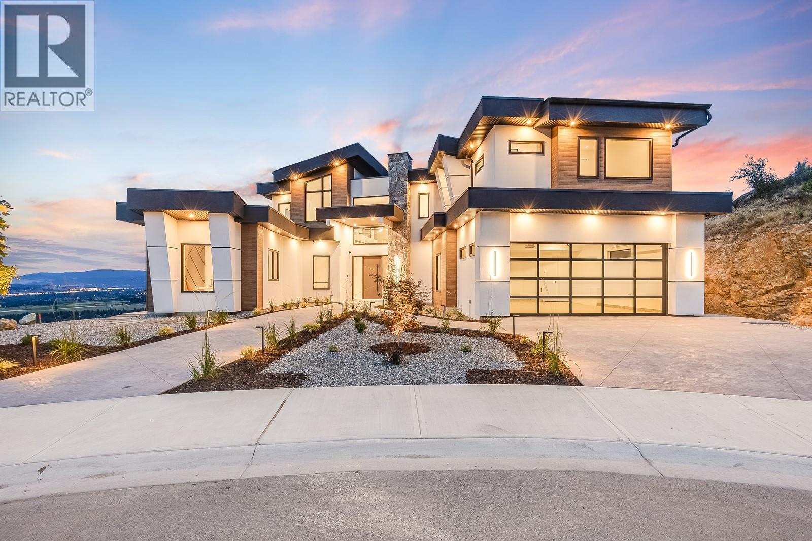 1122 Pearcy Court, Kelowna, BC - Outdoor