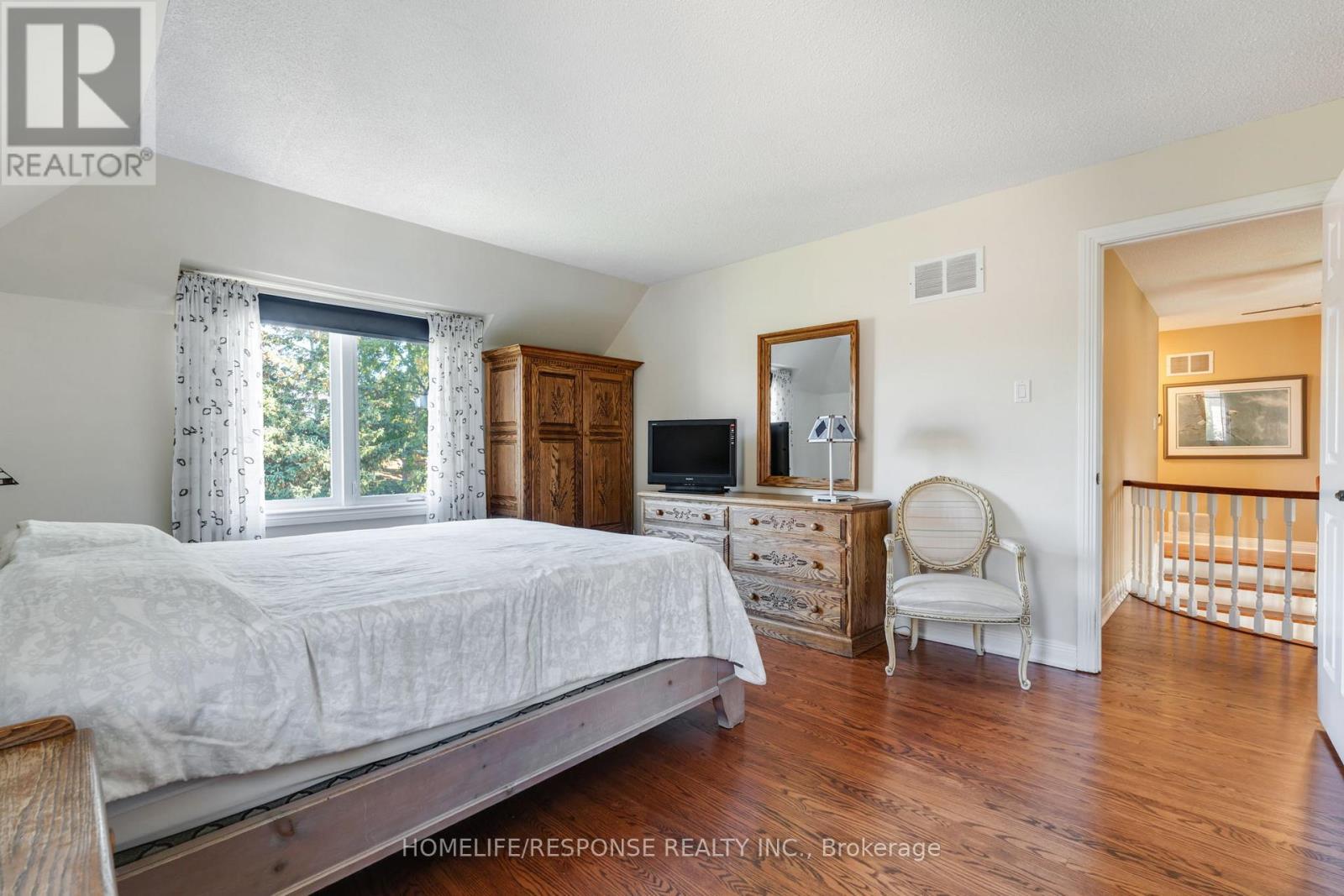 2543 King Forrest Drive, Mississauga, ON - Indoor Photo Showing Bedroom