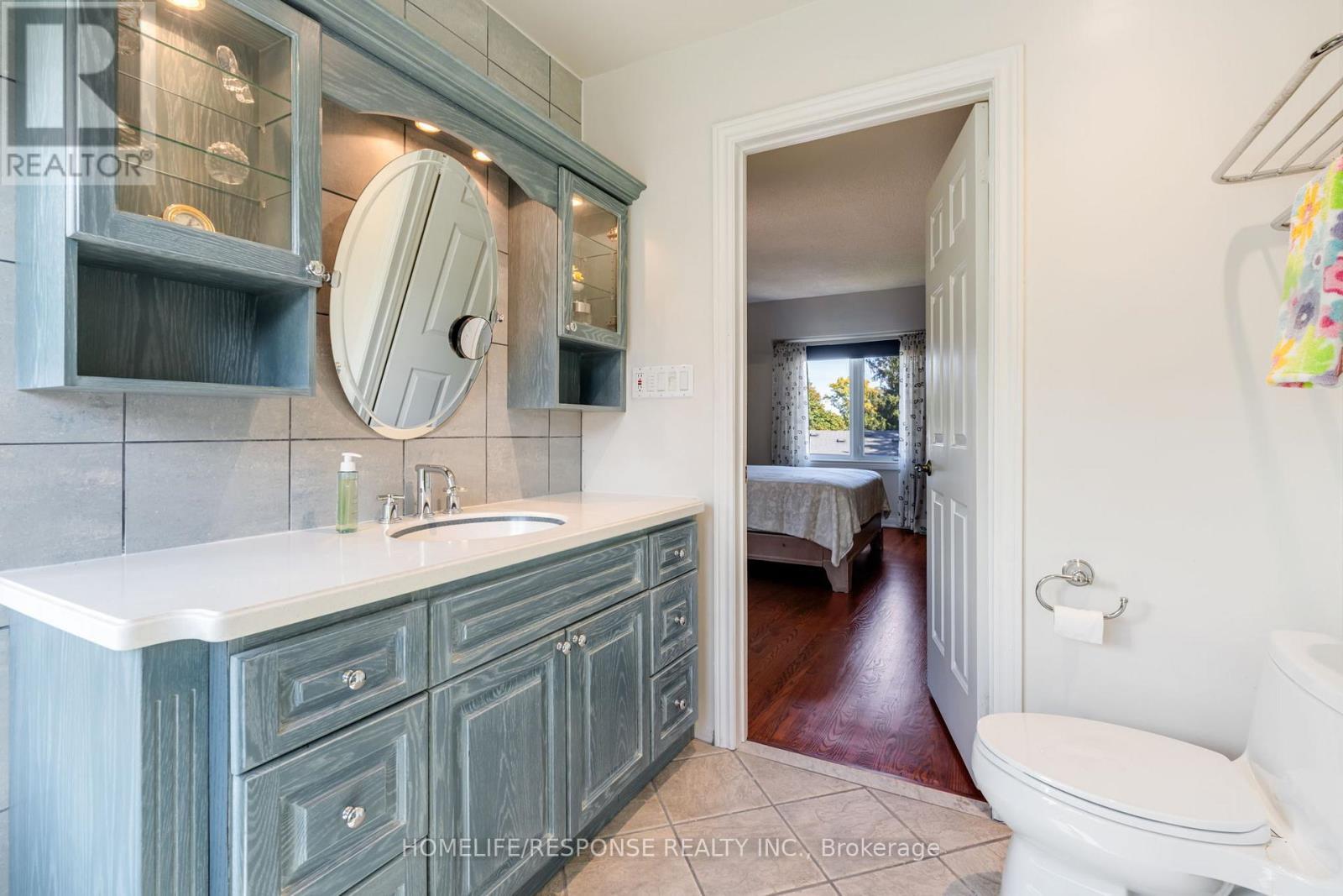 2543 King Forrest Drive, Mississauga, ON - Indoor Photo Showing Bathroom