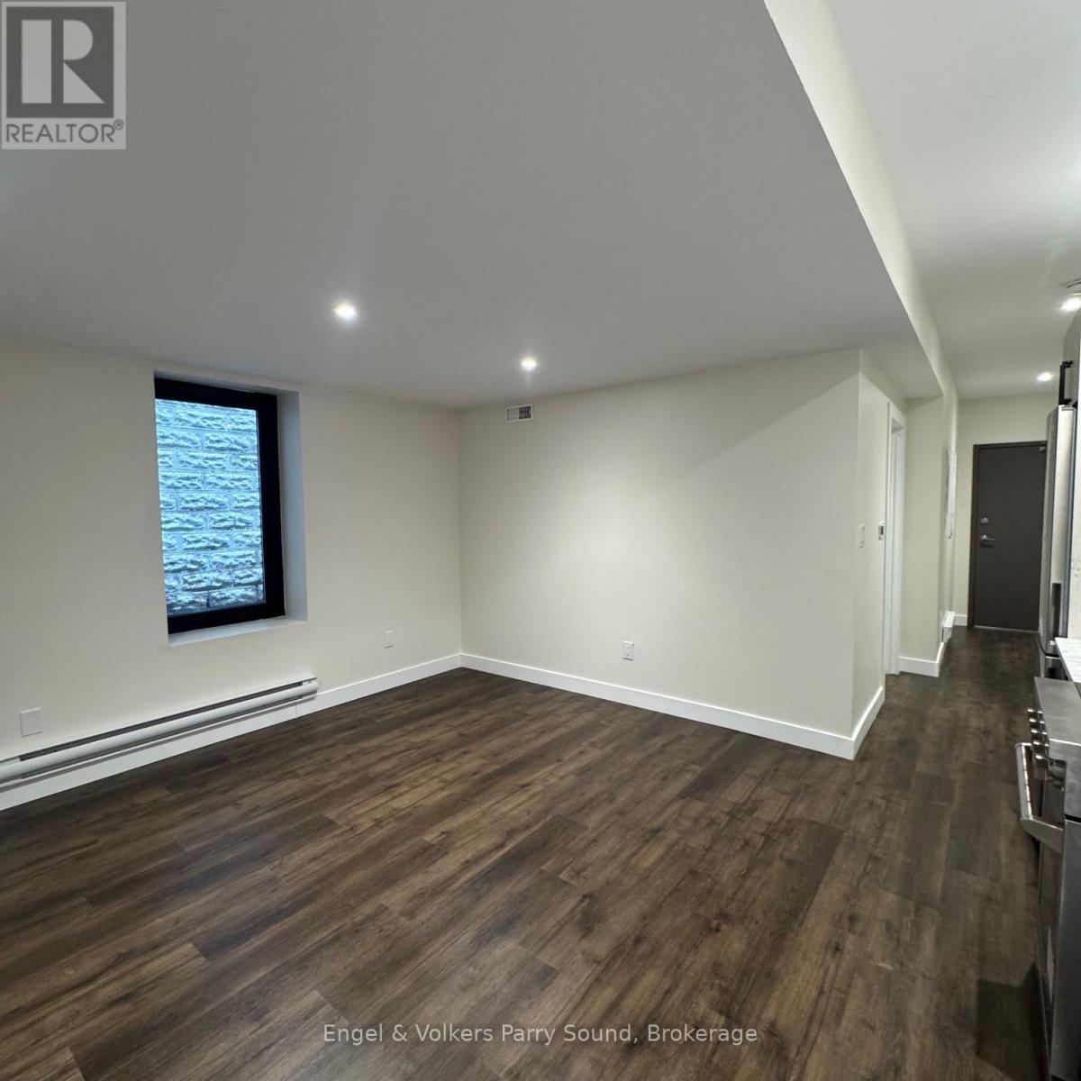 101 - 57 James Street, Parry Sound, ON - Indoor