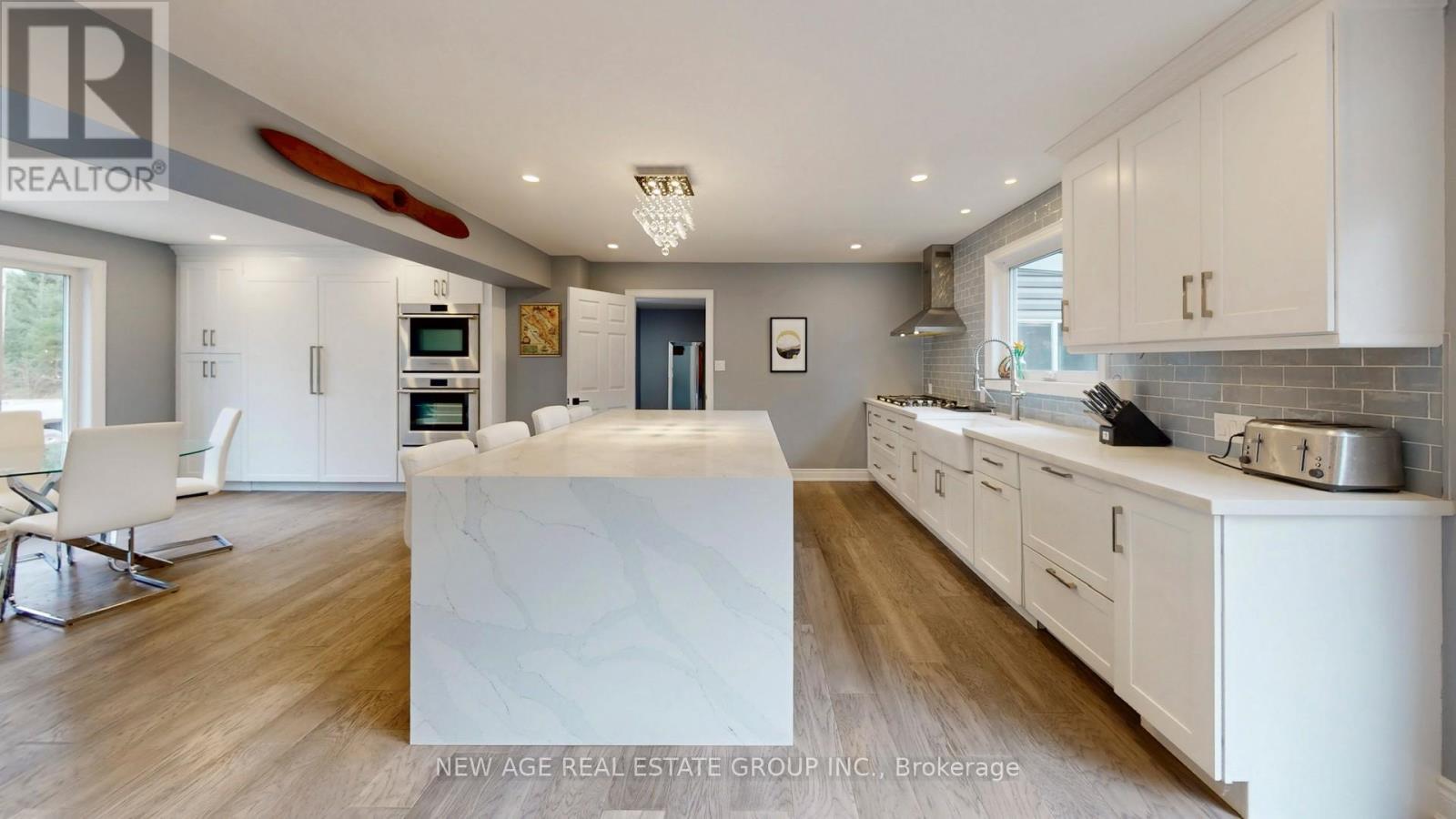 9045 Sideroad 17, Erin, ON - Indoor Photo Showing Kitchen
