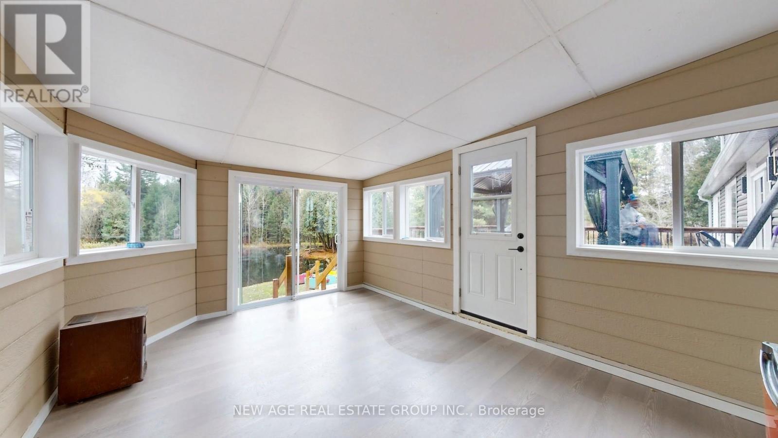 9045 Sideroad 17, Erin, ON - Photo Showing Other Room