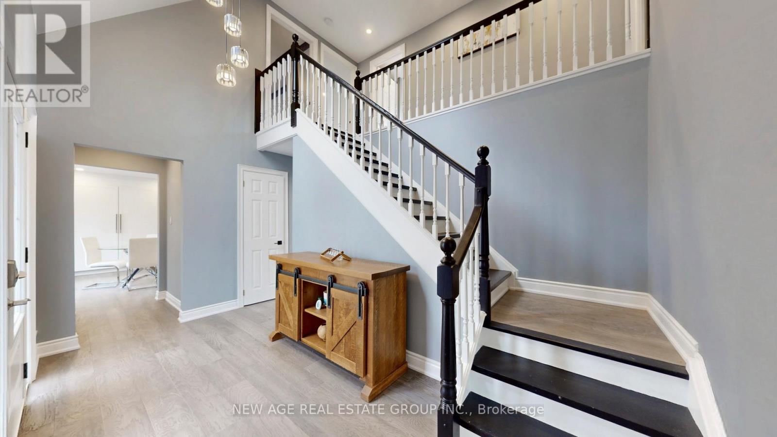 9045 Sideroad 17, Erin, ON - Indoor Photo Showing Other Room