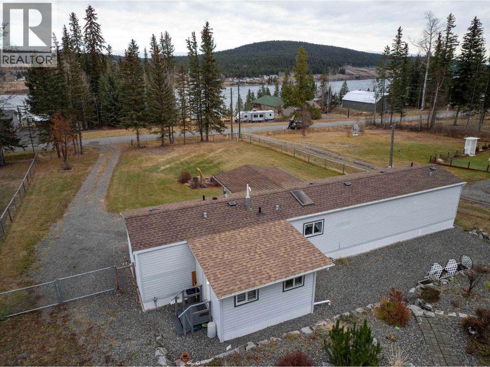 6064 Norman Road, 100 Mile House, BC - Outdoor