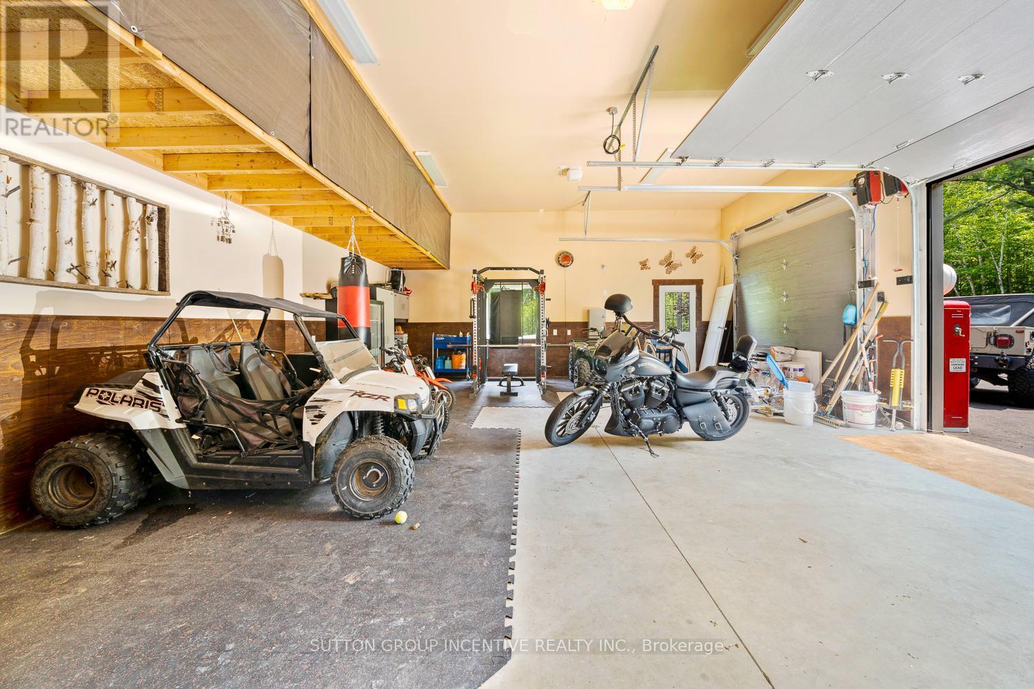 7070 93 Highway, Tiny, ON - Indoor Photo Showing Garage