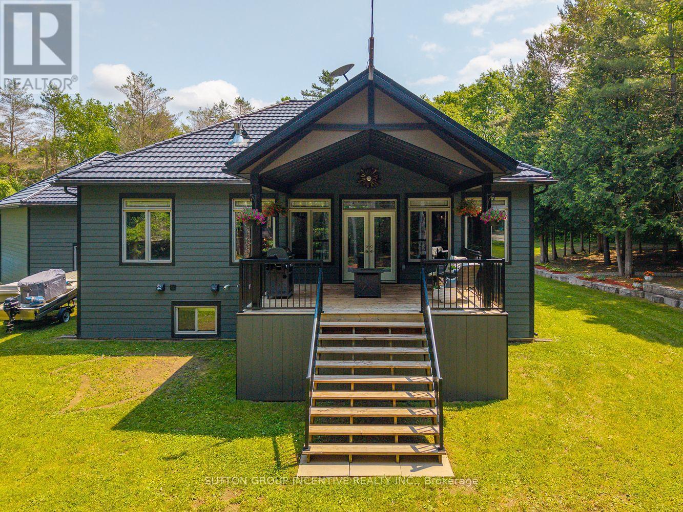 7070 93 Highway, Tiny, ON - Outdoor With Deck Patio Veranda