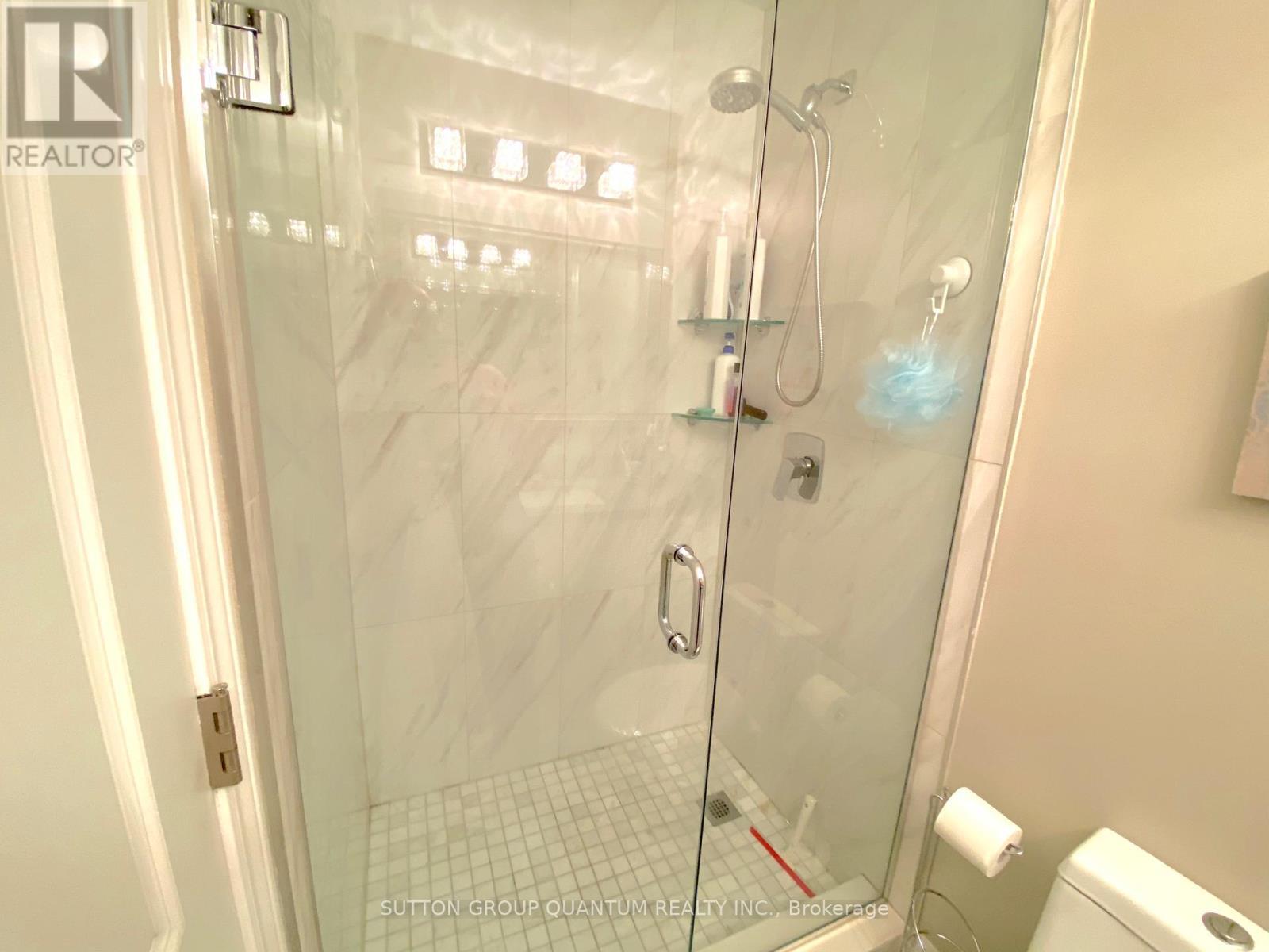 5477 Schueller Crescent, Burlington, ON - Indoor Photo Showing Bathroom