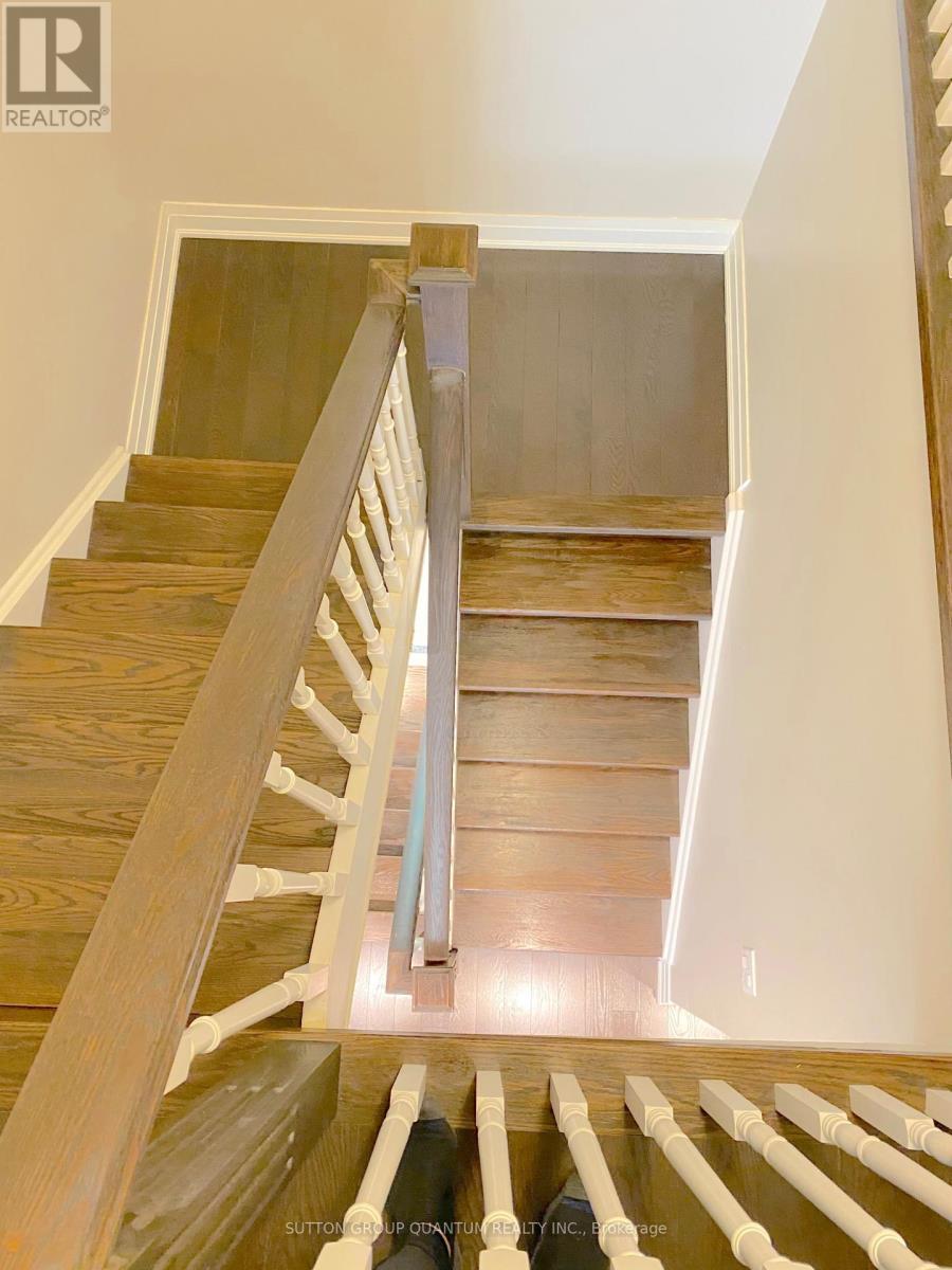 5477 Schueller Crescent, Burlington, ON - Indoor Photo Showing Other Room