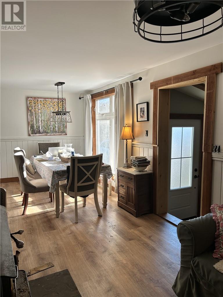 11A Myhill Road, Walford, ON - Indoor Photo Showing Dining Room