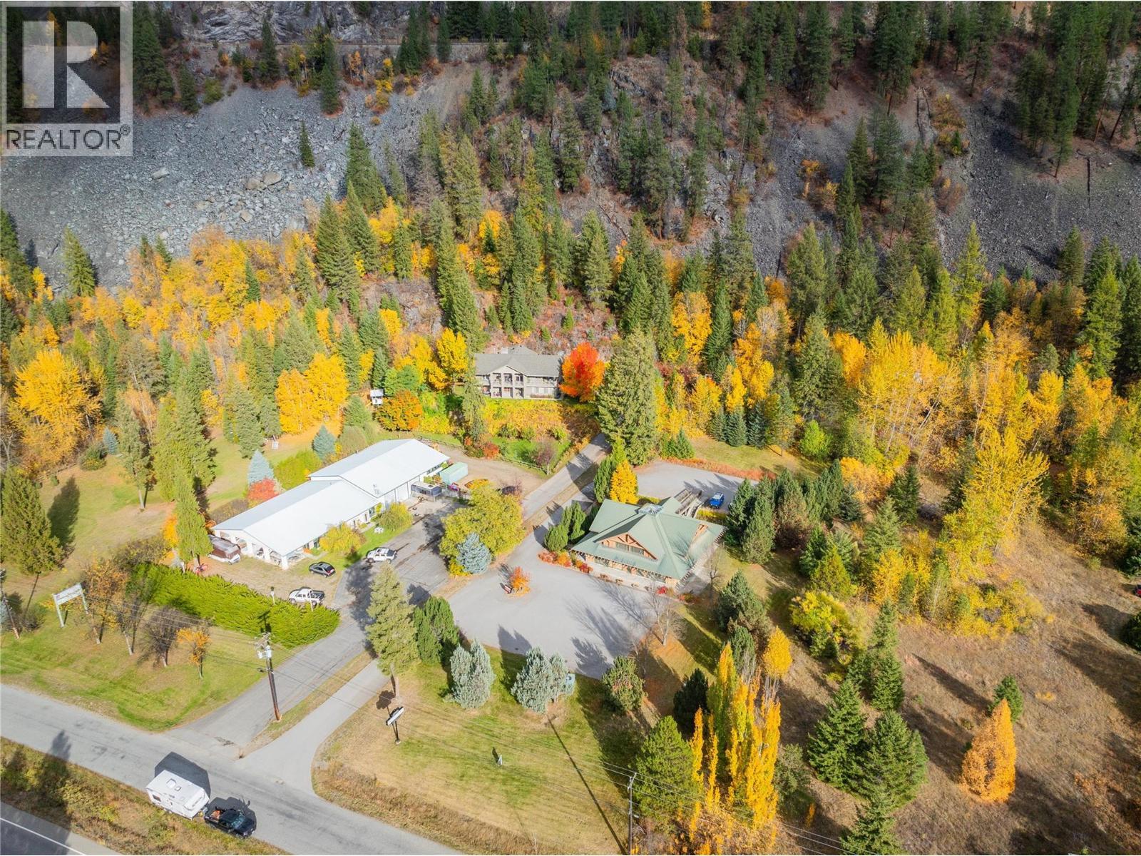 1746 Sandner Frontage Road, Christina Lake, BC