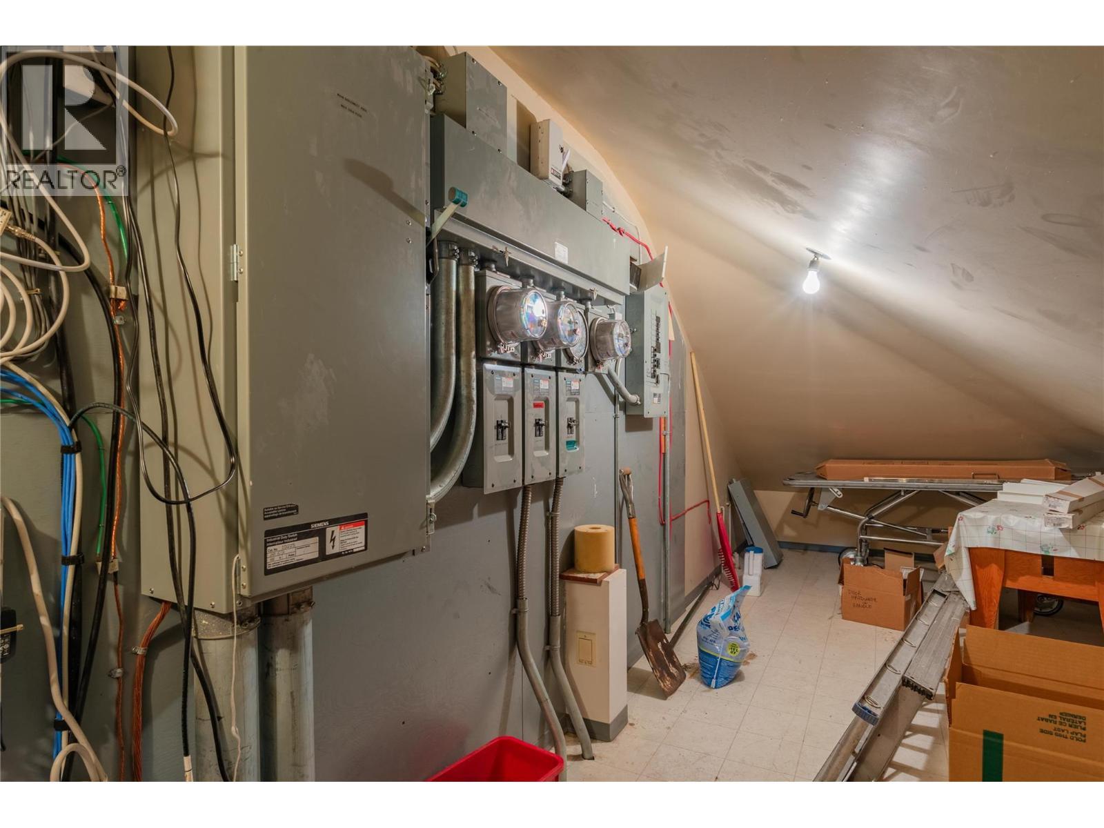 1746 Sandner Frontage Road, Christina Lake, BC