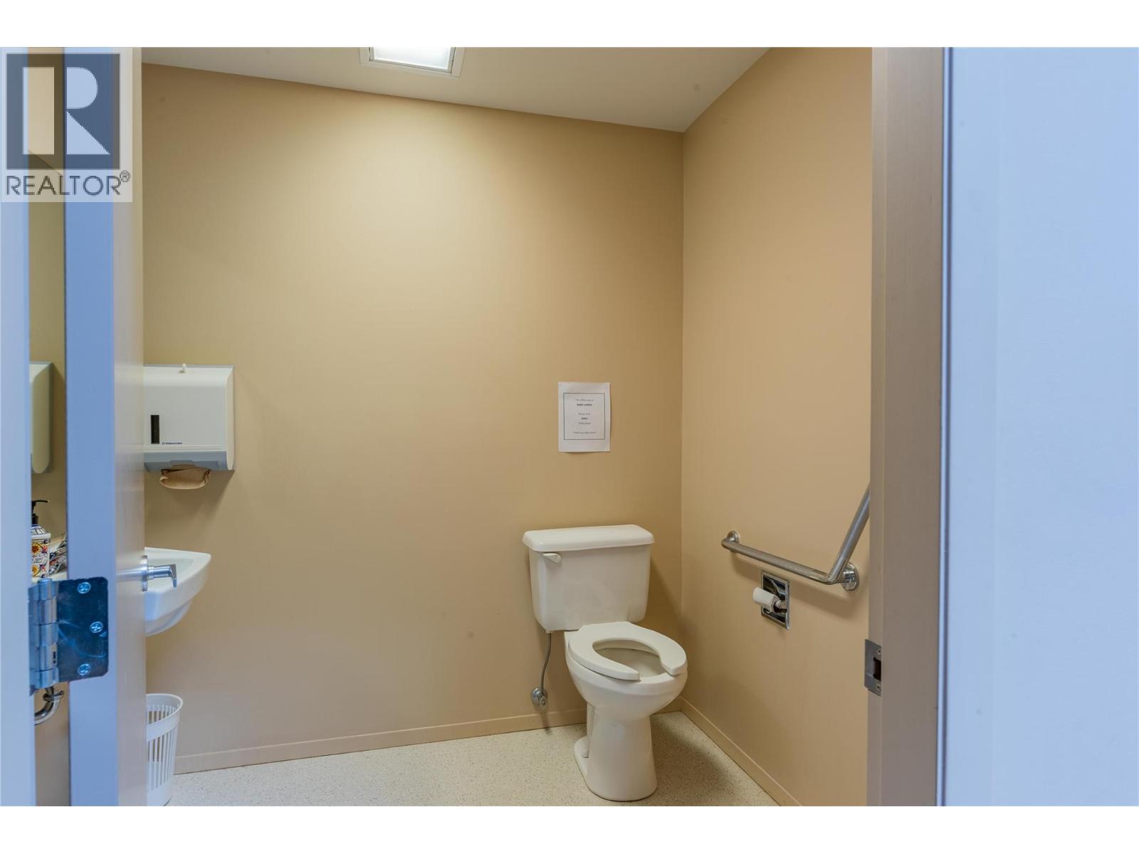 1746 Sandner Frontage Road, Christina Lake, BC