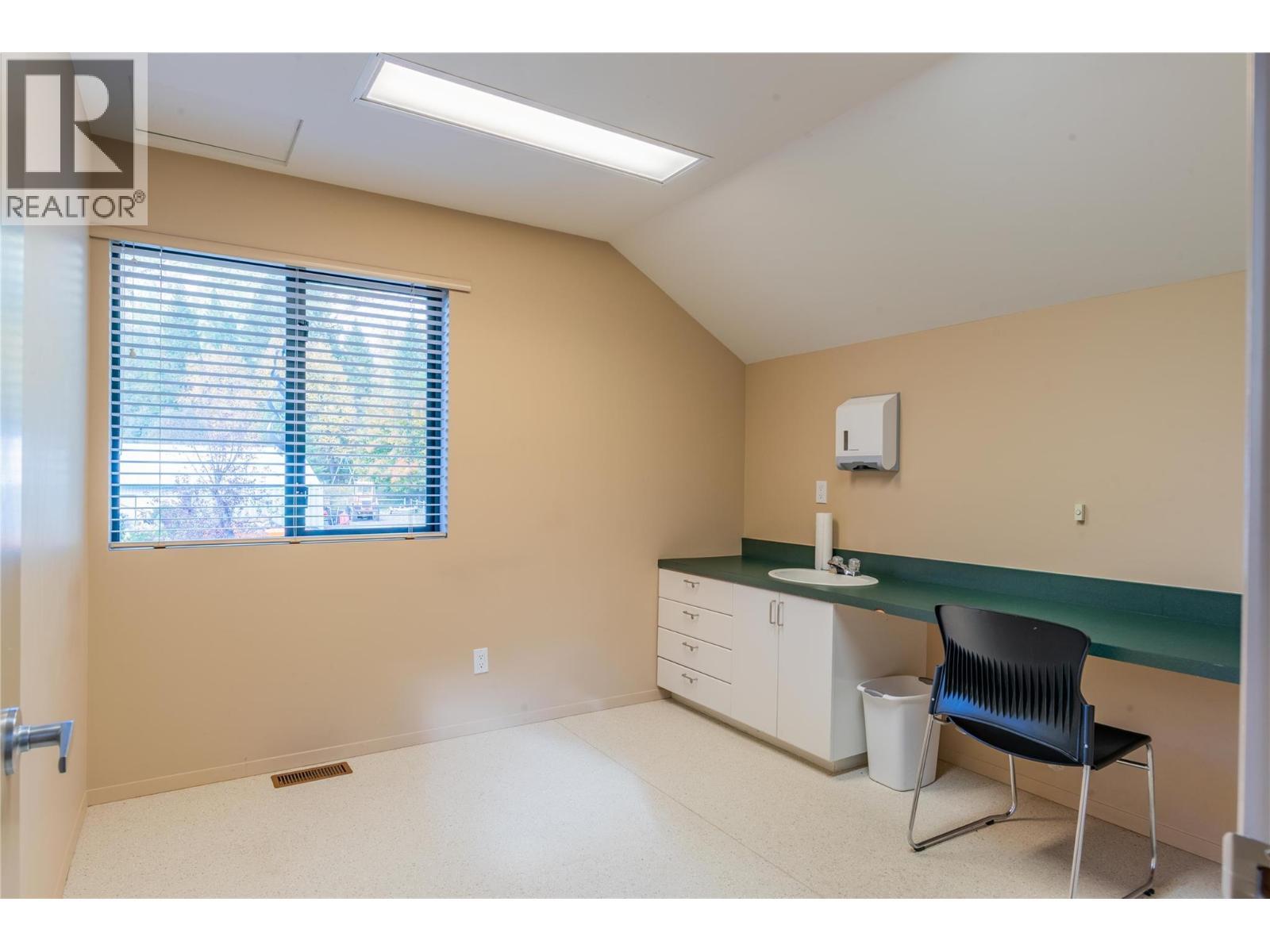 1746 Sandner Frontage Road, Christina Lake, BC