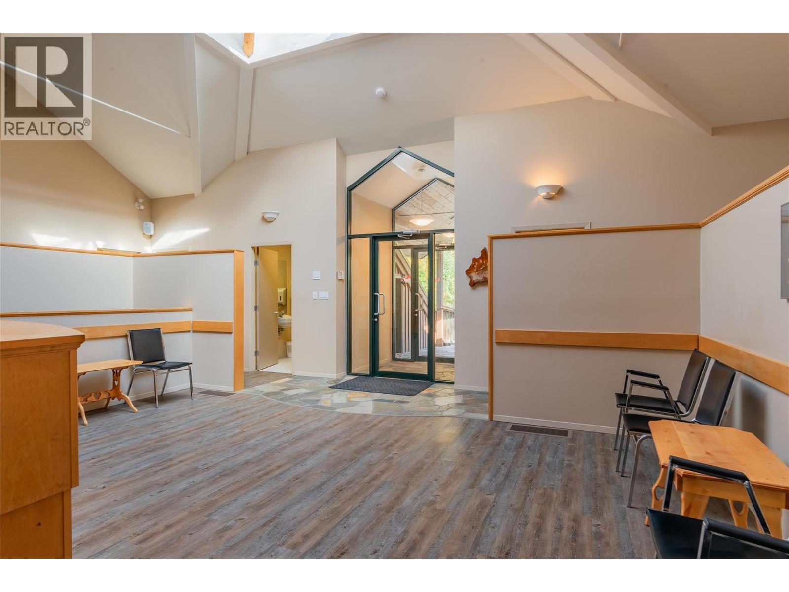 1746 Sandner Frontage Road, Christina Lake, BC