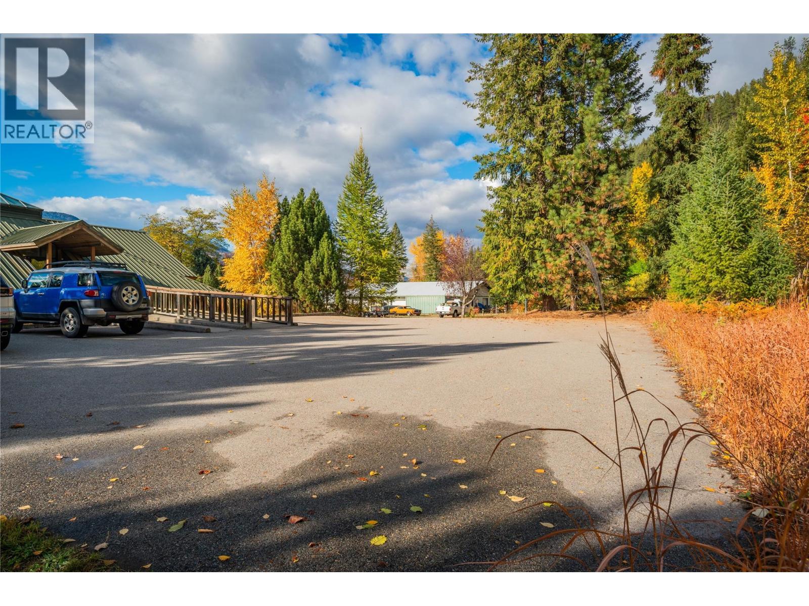 1746 Sandner Frontage Road, Christina Lake, BC