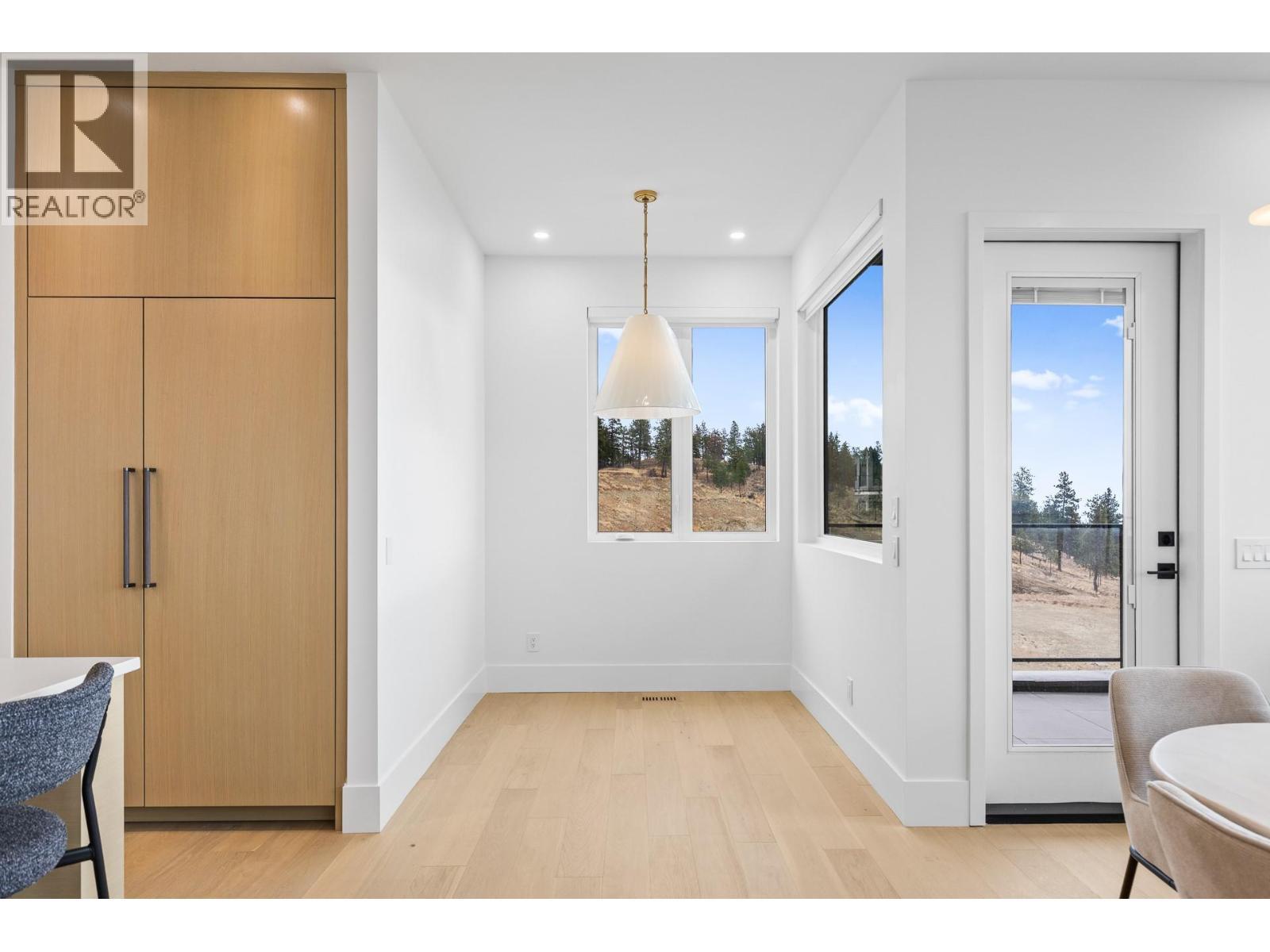 1359 Vineyard Drive, West Kelowna, BC - Indoor