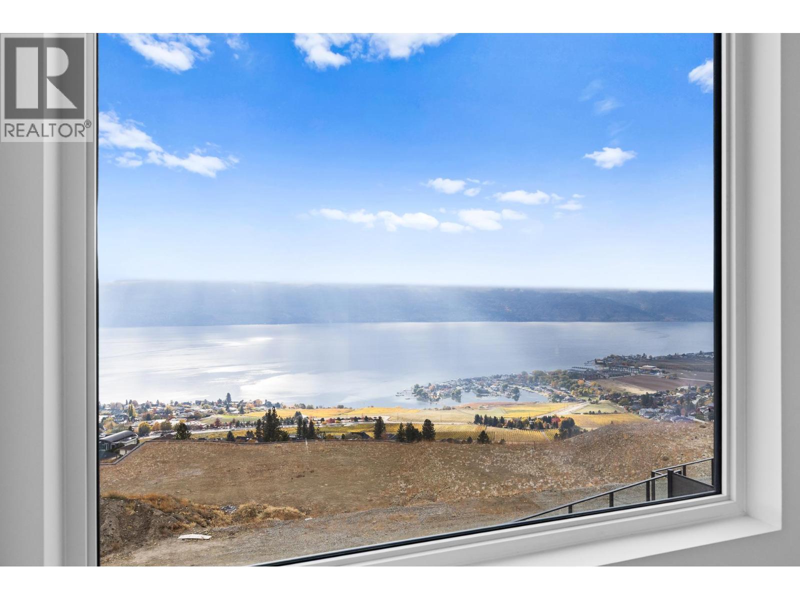 1359 Vineyard Drive, West Kelowna, BC - With View