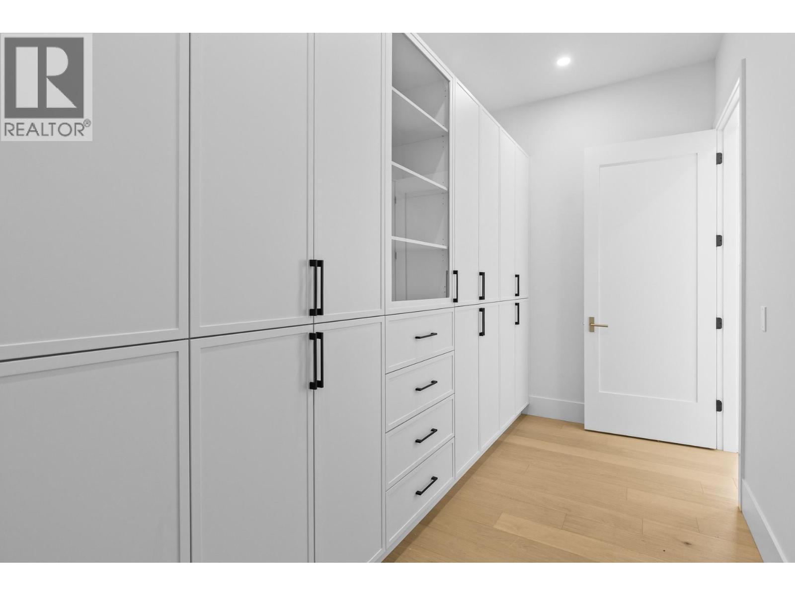 1359 Vineyard Drive, West Kelowna, BC - Indoor Photo Showing Other Room