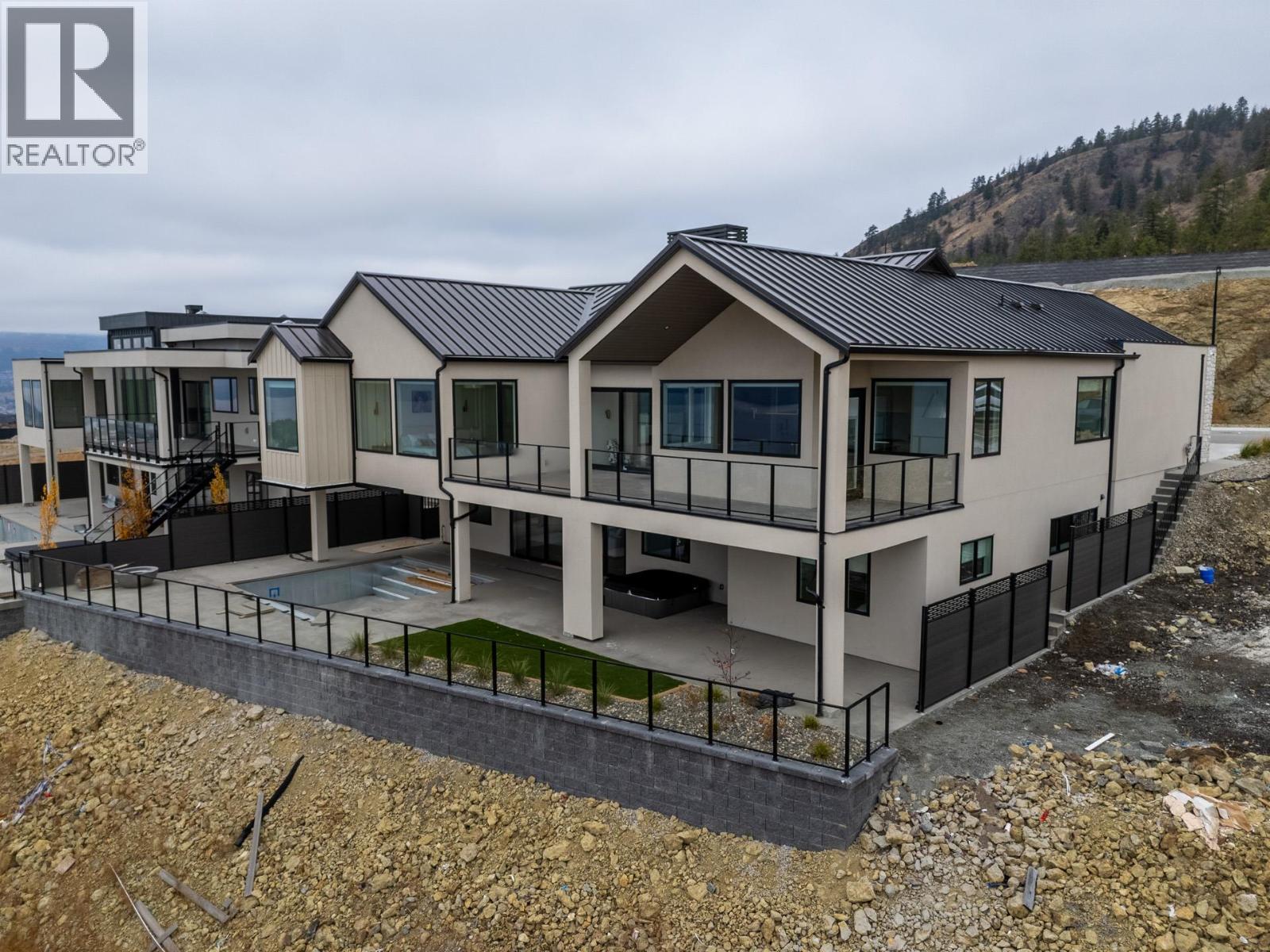 1359 Vineyard Drive, West Kelowna, BC - Outdoor