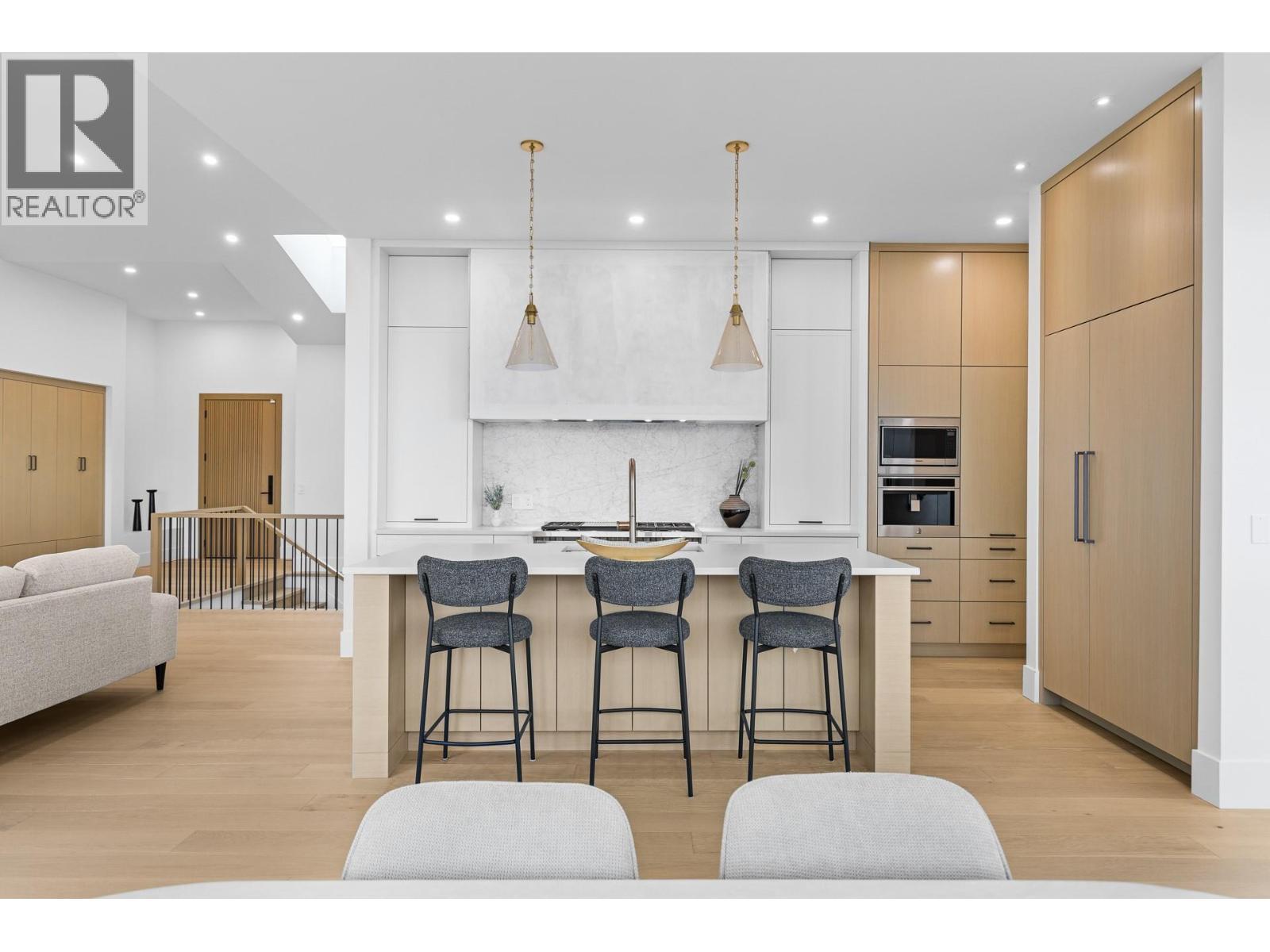 1359 Vineyard Drive, West Kelowna, BC - Indoor