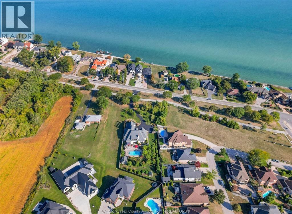 11245 Riverside Drive, Windsor, ON - Outdoor With Body Of Water With View