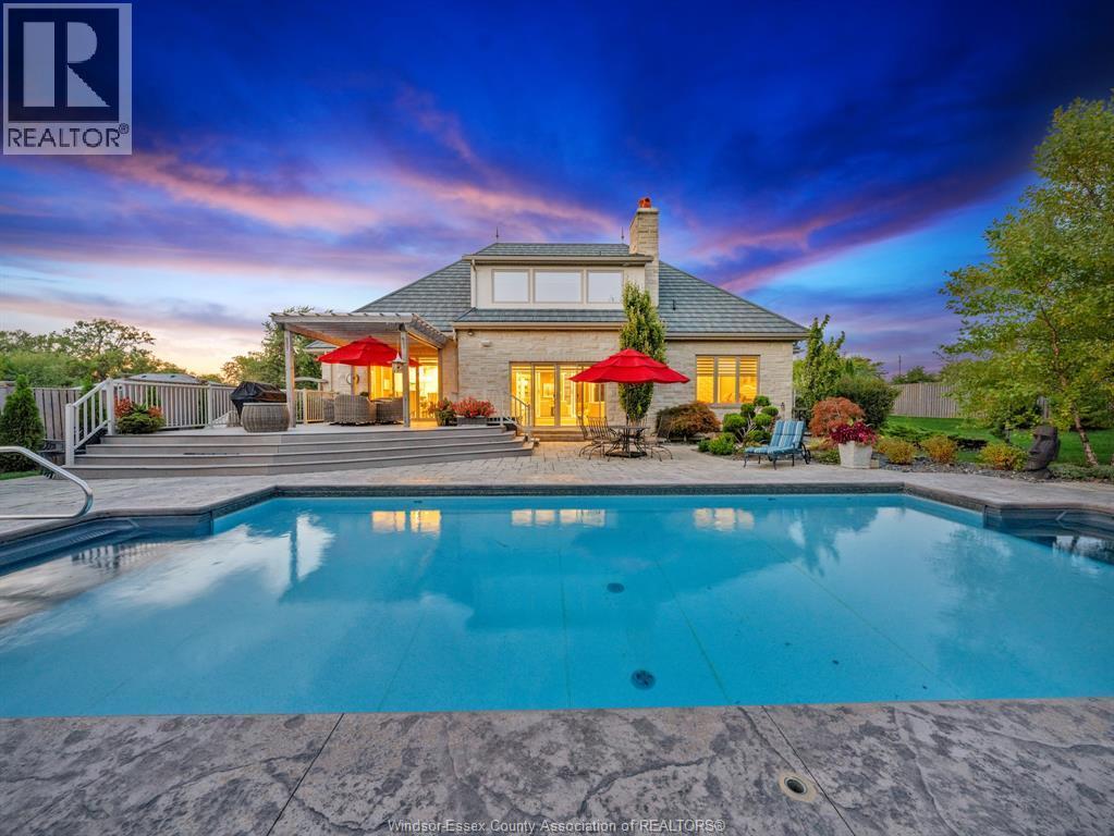 11245 Riverside Drive, Windsor, ON - Outdoor With In Ground Pool
