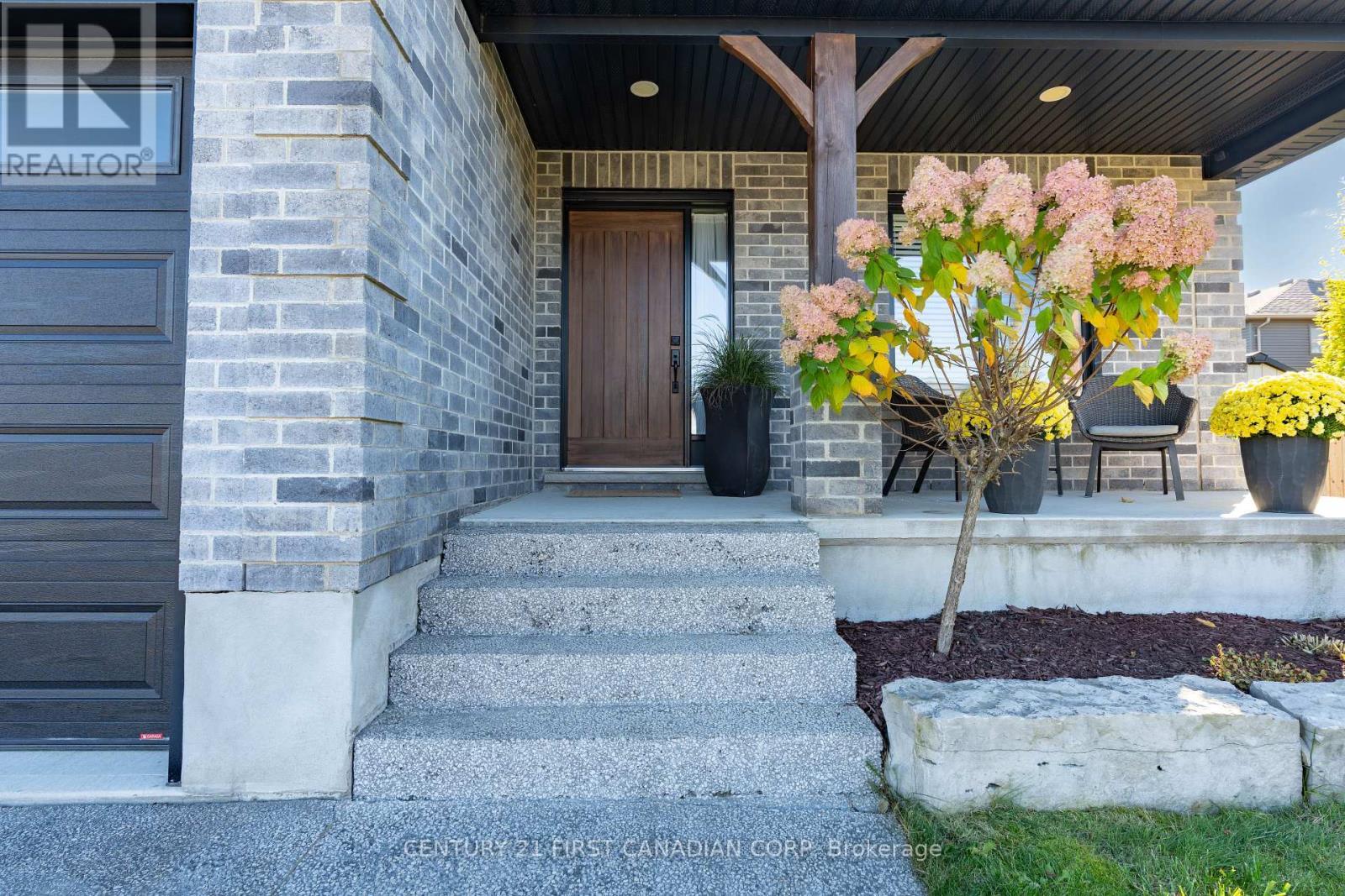 191 Gilmour Drive, Lucan Biddulph (Lucan), ON - Outdoor