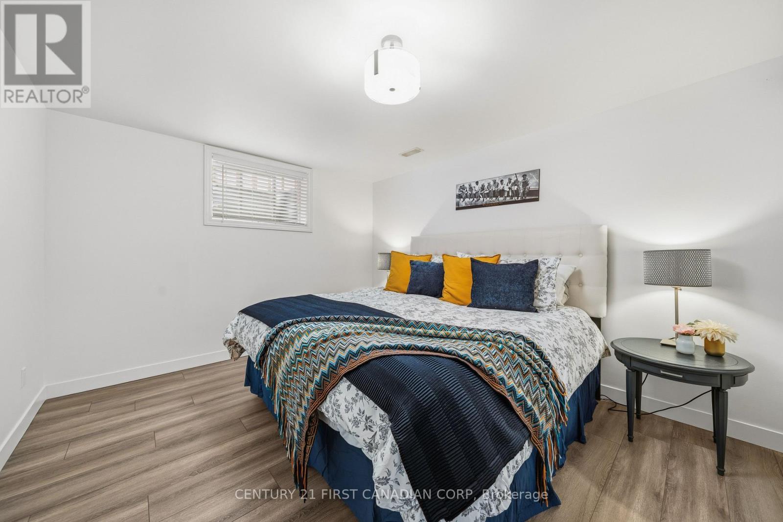191 Gilmour Drive, Lucan Biddulph (Lucan), ON - Indoor Photo Showing Bedroom
