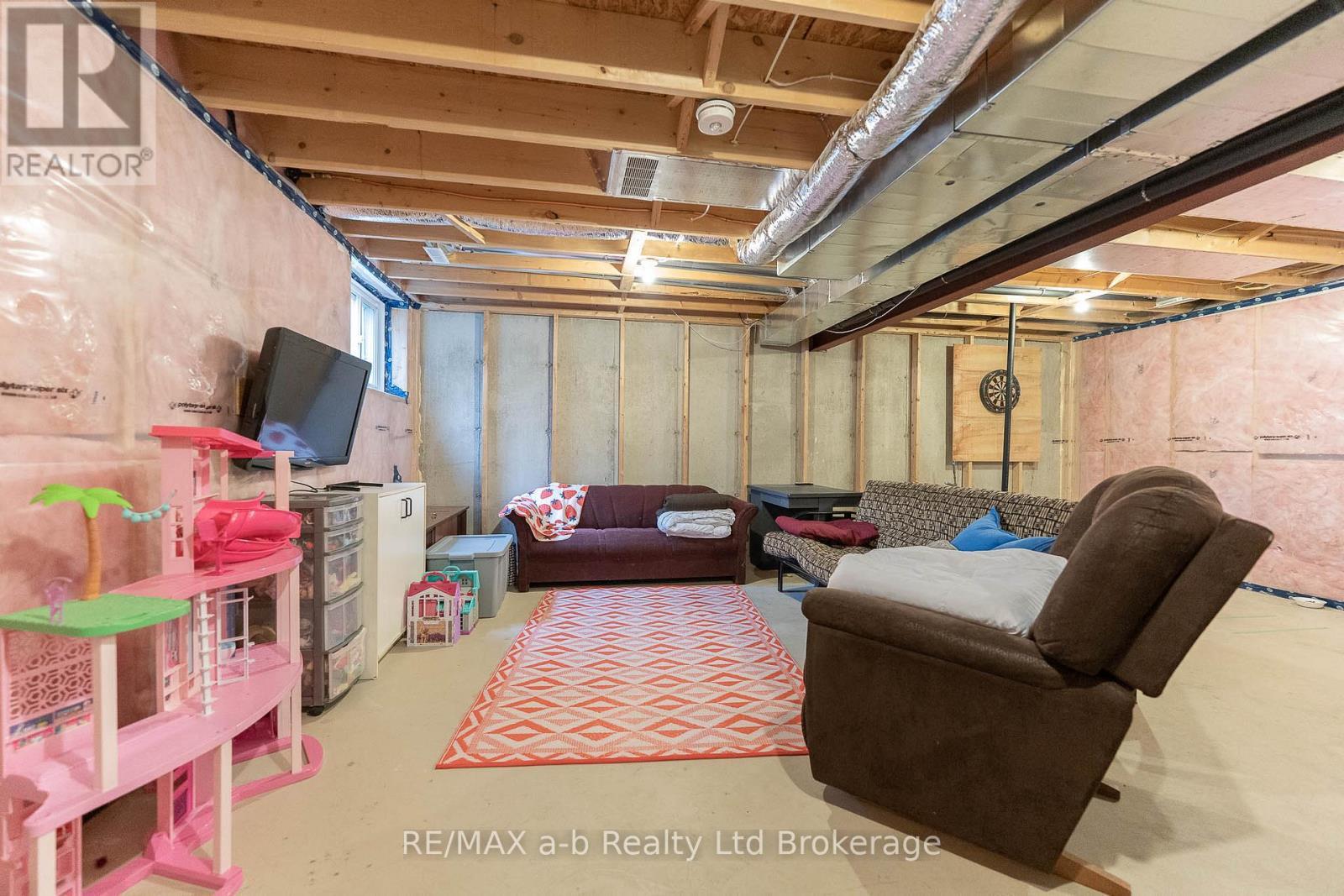 109 Denrich Avenue, Tillsonburg, ON - Indoor Photo Showing Basement