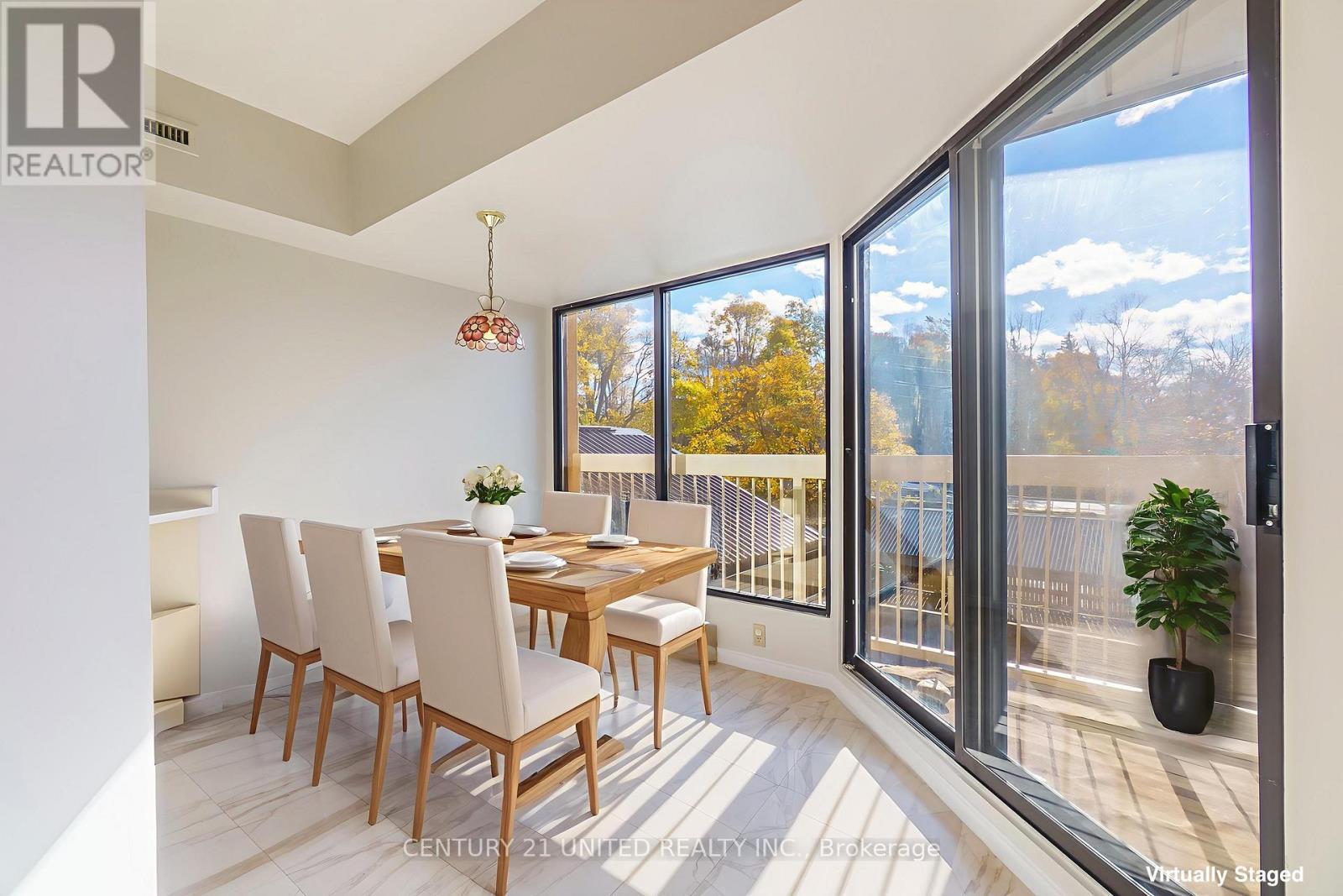 208 - 40 Auburn Street, Peterborough (Ashburnham Ward 4), ON - Indoor Photo Showing Dining Room