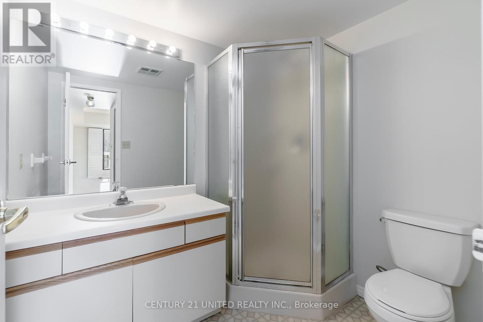208 - 40 Auburn Street, Peterborough (Ashburnham Ward 4), ON - Indoor Photo Showing Bathroom