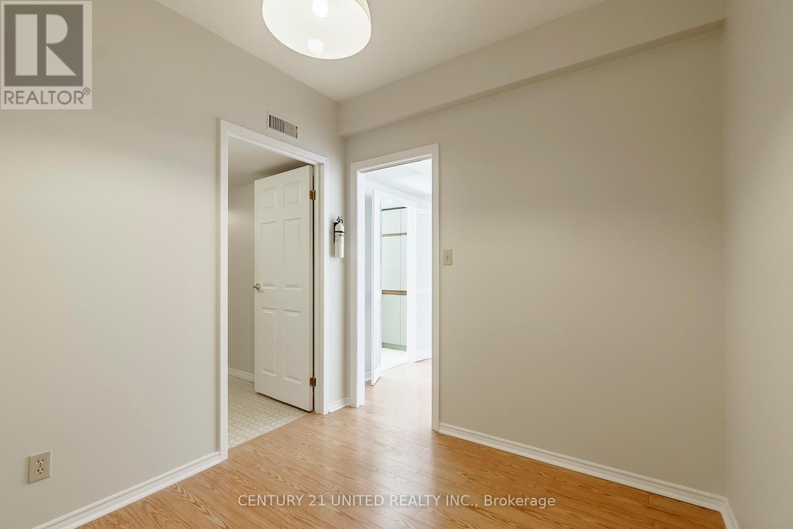 208 - 40 Auburn Street, Peterborough (Ashburnham Ward 4), ON - Indoor Photo Showing Other Room