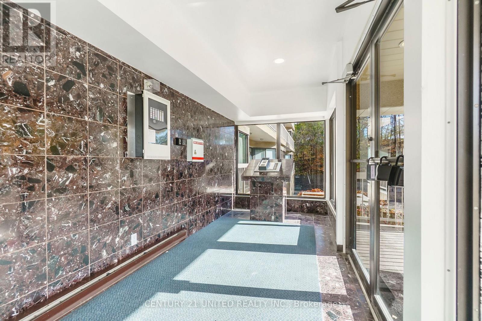 208 - 40 Auburn Street, Peterborough (Ashburnham Ward 4), ON - Indoor