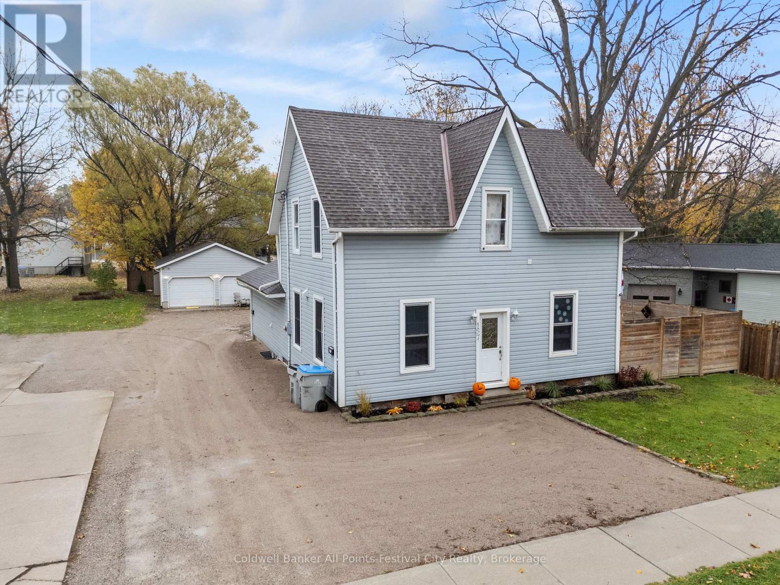 157 Albert Street, Central Huron (Clinton), ON - Outdoor