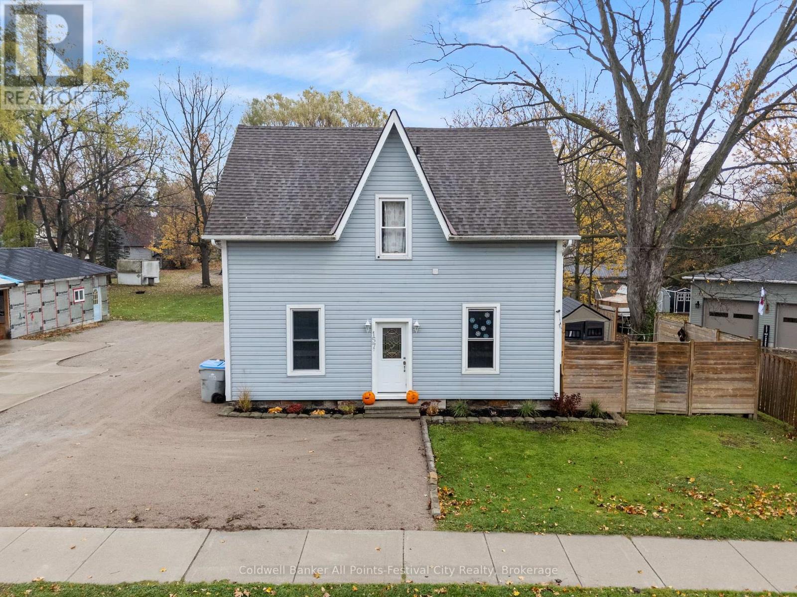 157 Albert Street, Central Huron (Clinton), ON - Outdoor