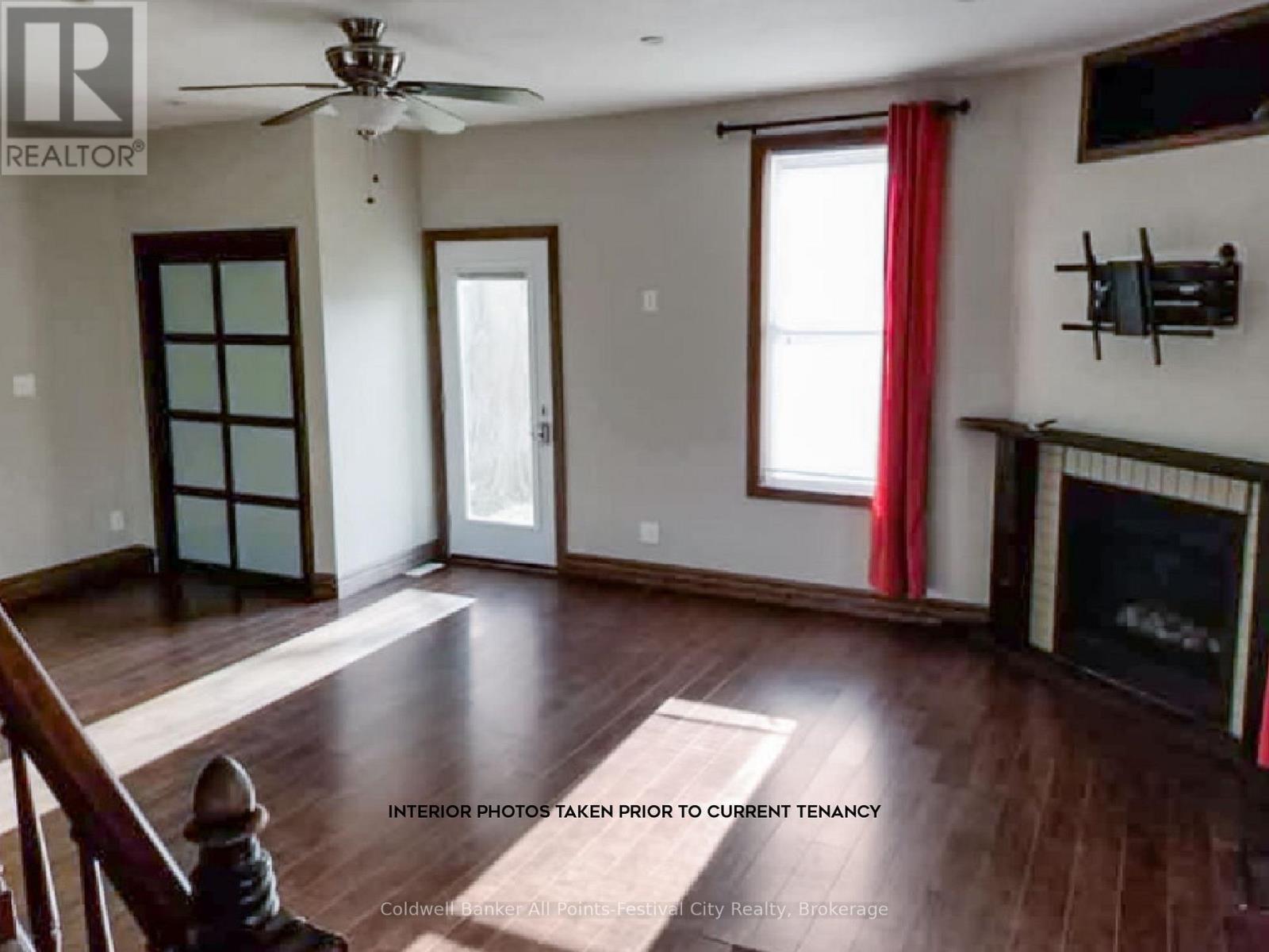 157 Albert Street, Central Huron (Clinton), ON - Indoor With Fireplace
