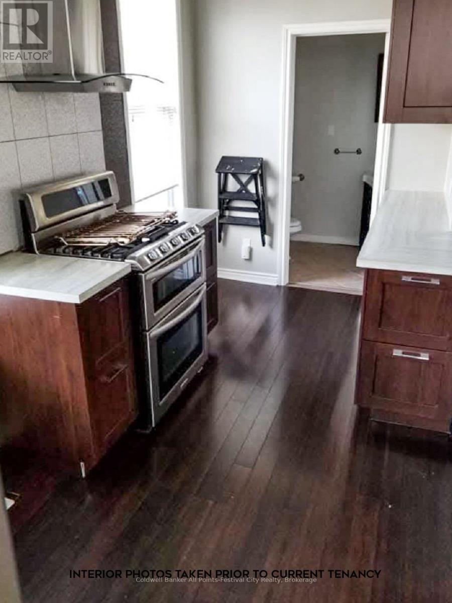157 Albert Street, Central Huron (Clinton), ON - Indoor Photo Showing Kitchen