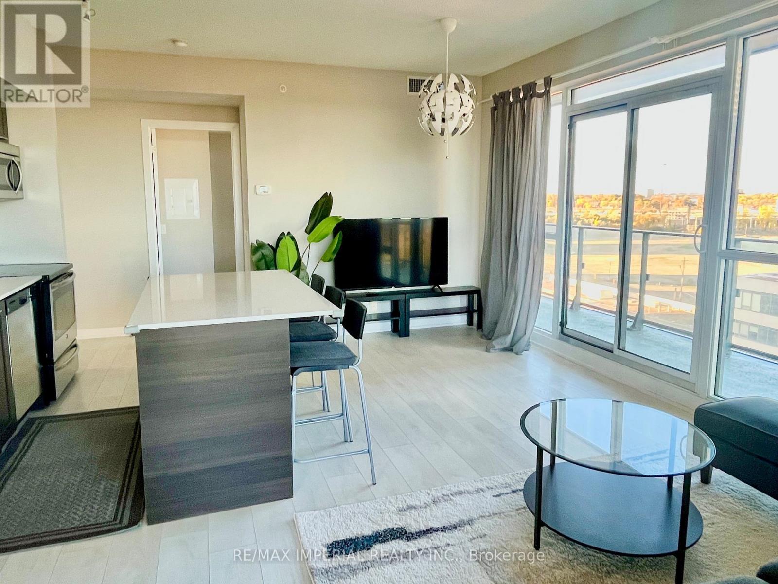 1201 - 2212 Lake Shore Boulevard W, Toronto, ON - Indoor