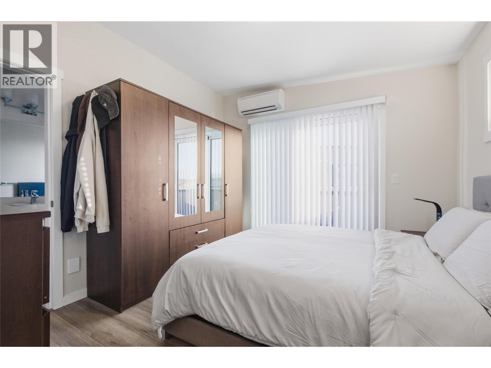 5995 Oliver Landing Crescent Unit# 4, Oliver, BC - Indoor Photo Showing Bedroom